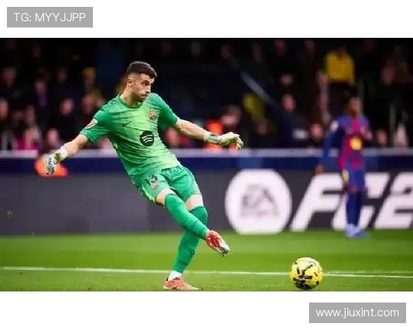 霍安 - 加西亚:巴萨新防线的沉默领袖(1) 霍安 - 加西亚:巴萨新防线的沉默领袖(1)